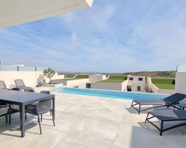 4 bedroom Villa for sale in Ciudad Quesada, Rojales with garage - € 660,000 (Ref: 10001193)