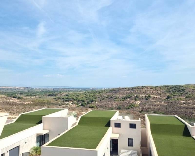 4 bedroom Villa for sale in Ciudad Quesada with garage - € 660,000 (Ref: 10001193)