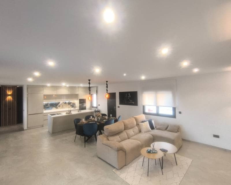 4 soverom Villa til salgs i Los Montesinos med svømmebasseng garasje - € 1 300 000 (Ref: 10002377)