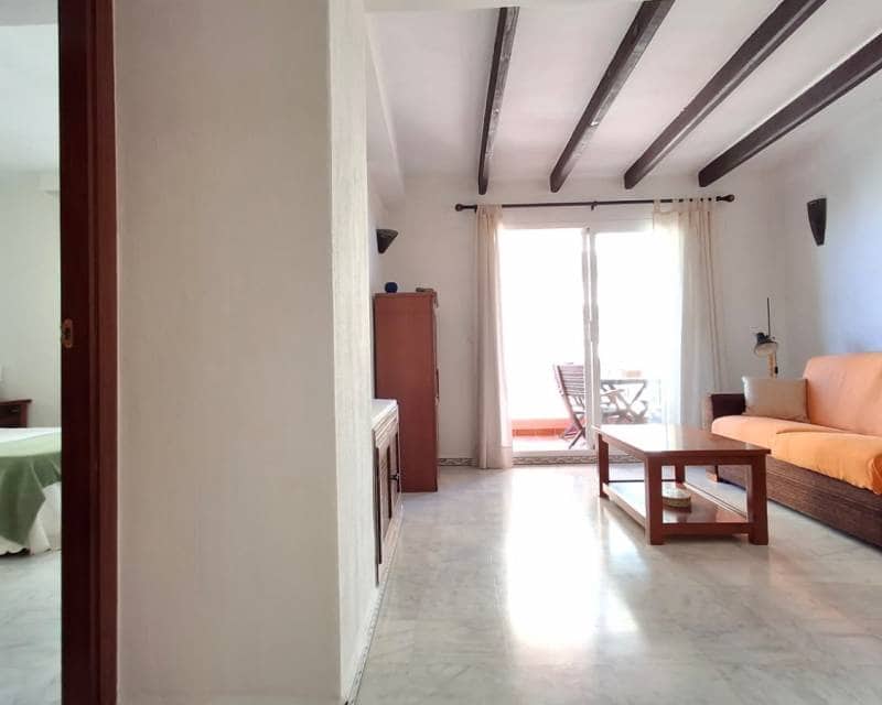 2 soveværelse Lejlighed til salg i Torrevieja med swimmingpool garage - € 254.000 (Ref: 10004563)