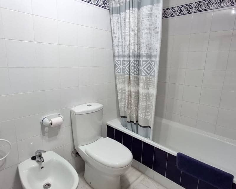 2 soveværelse Lejlighed til salg i Torrevieja med swimmingpool garage - € 254.000 (Ref: 10004563)