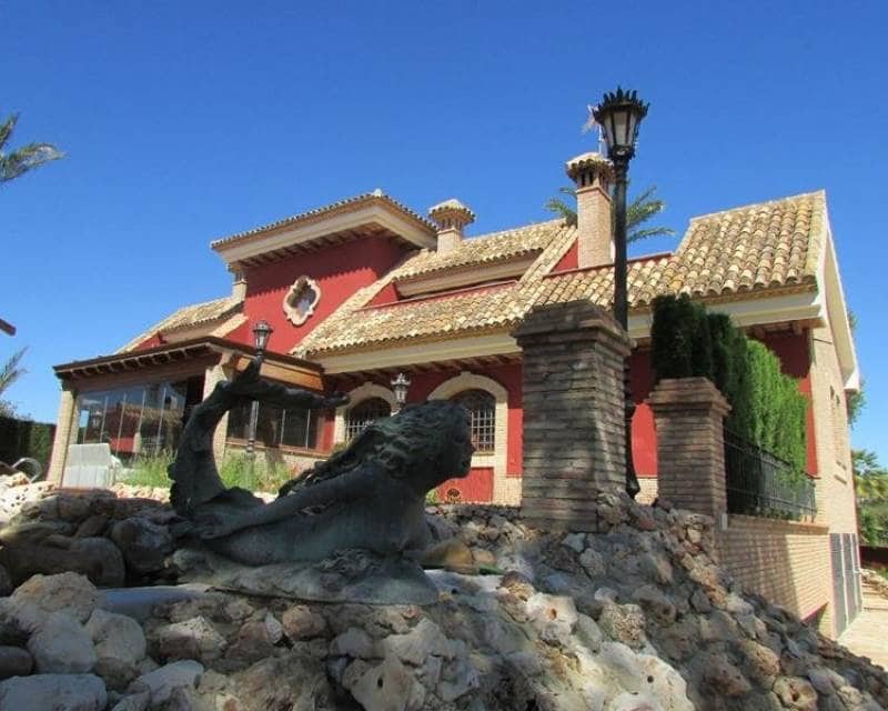 5 Zimmer Villa zu verkaufen in Campoamor mit Pool - 1.250.000 € (Ref: 10004564)