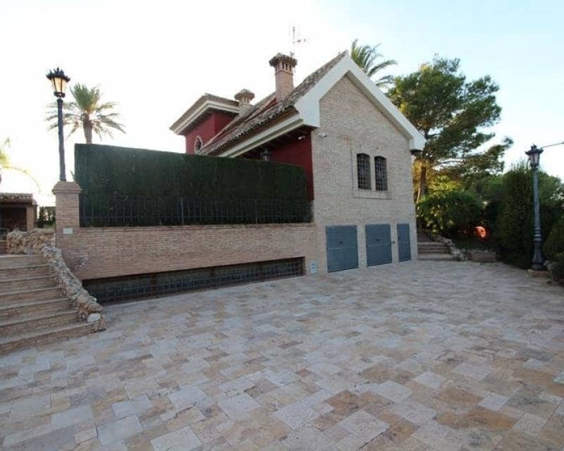 5 Zimmer Villa zu verkaufen in Campoamor mit Pool - 1.250.000 € (Ref: 10004564)