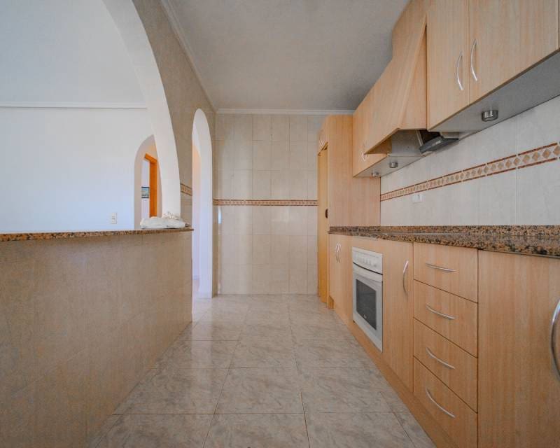 2 slaapkamer Villa te koop in Ciudad Quesada met zwembad - € 245.000 (Ref: 10004565)
