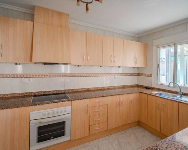 2 bedroom Villa for sale in Ciudad Quesada, Rojales with pool - € 245,000 (Ref: 10004565)