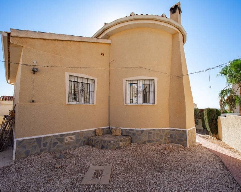2 slaapkamer Villa te koop in Ciudad Quesada met zwembad - € 245.000 (Ref: 10004565)
