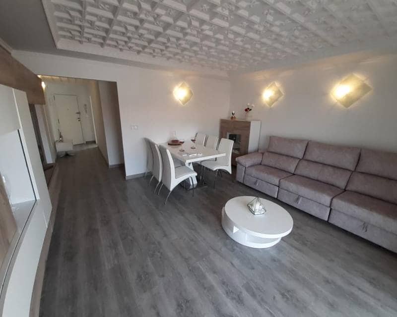3 soveværelse Lejlighed til salg i Torrevieja med swimmingpool - € 280.000 (Ref: 10004670)