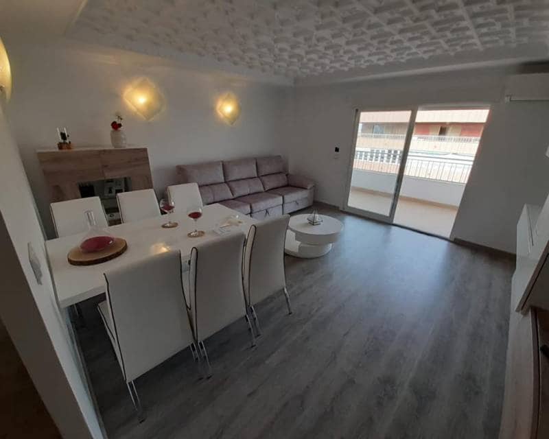 3 soveværelse Lejlighed til salg i Torrevieja med swimmingpool - € 280.000 (Ref: 10004670)