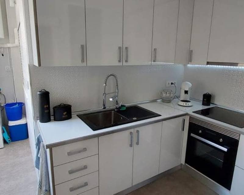 3 soveværelse Lejlighed til salg i Torrevieja med swimmingpool - € 280.000 (Ref: 10004670)