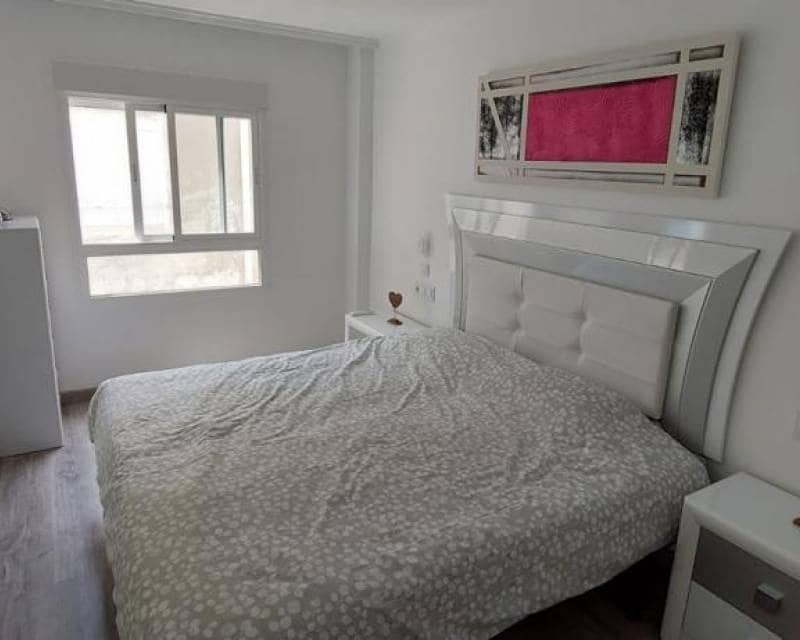 3 soveværelse Lejlighed til salg i Torrevieja med swimmingpool - € 280.000 (Ref: 10004670)