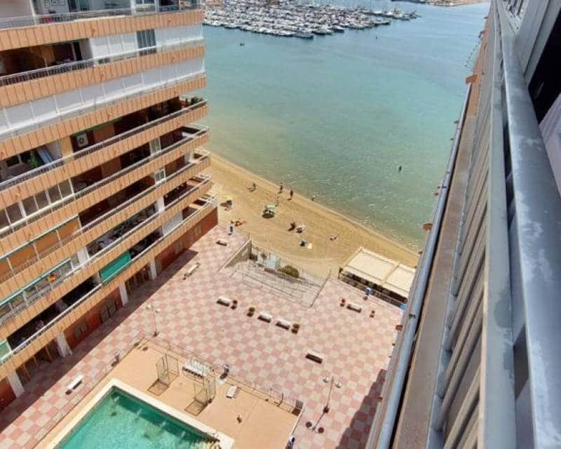 3 soveværelse Lejlighed til salg i Torrevieja med swimmingpool - € 280.000 (Ref: 10004670)