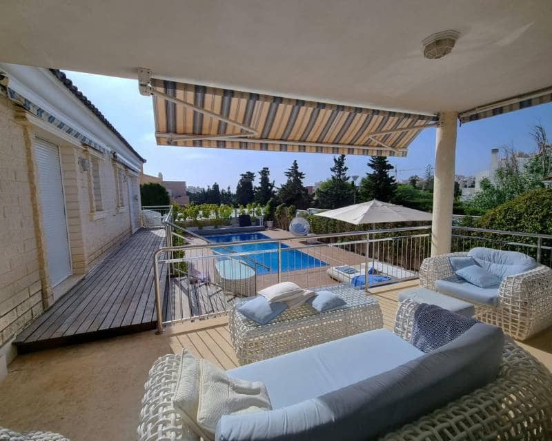 5 camera da letto Villa in vendita in La Mata con piscina - 1.117.000 € (Rif: 10004671)