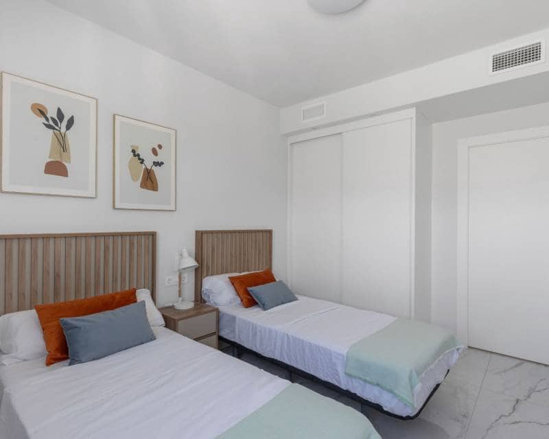 2 sypialnia Apartament na sprzedaż w Playa Flamenca z basenem - 495 000 € (Ref: 10007590)