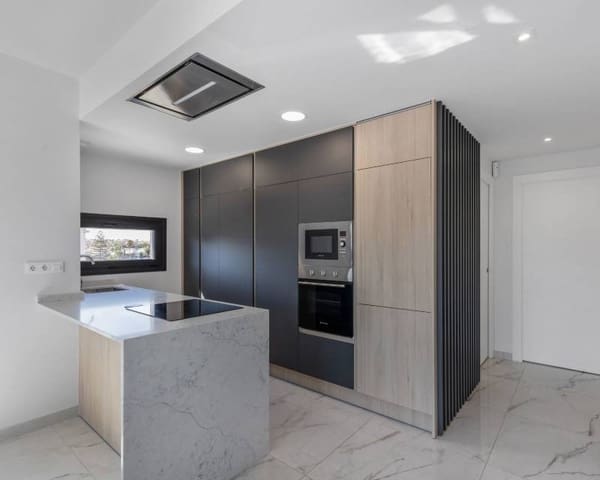 2 soverom Leilighet til salgs i Playa Flamenca, Orihuela med svømmebasseng - € 495 000 (Ref: 10007590)