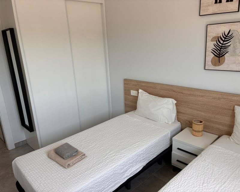 2 bedroom Apartment for sale in Los Altos with pool garage - € 289,000 (Ref: 10007779)