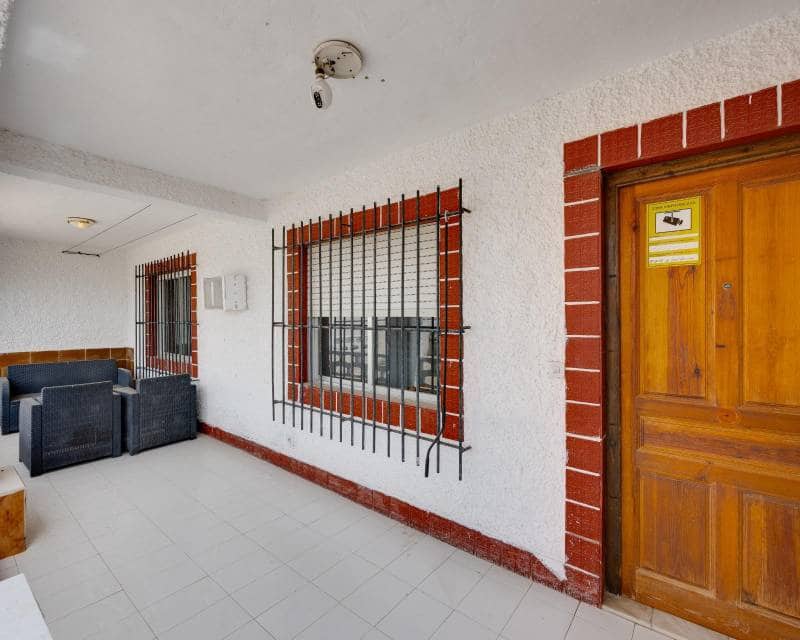 3 soverom Hus til salgs i Orihuela Costa med garasje - € 199 990 (Ref: 10007781)