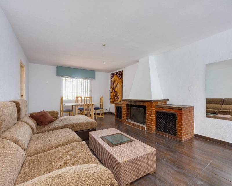 3 soverom Hus til salgs i Orihuela Costa med garasje - € 199 990 (Ref: 10007781)