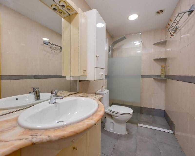 3 soverom Hus til salgs i Orihuela Costa med garasje - € 199 990 (Ref: 10007781)