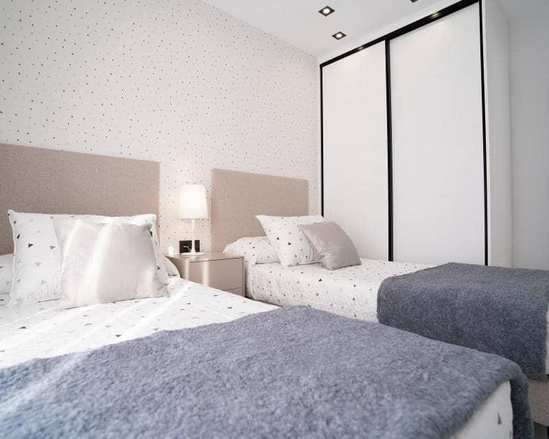 3 sypialnia Apartament na sprzedaż w Pilar de la Horadada z basenem garażem - 369 500 € (Ref: 10007782)