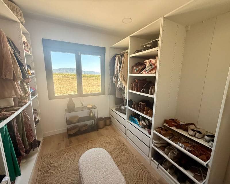 3 slaapkamer Villa te koop in Pinoso met zwembad garage - € 425.000 (Ref: 10007947)