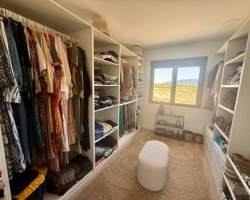 3 slaapkamer Villa te koop in Pinoso met zwembad garage - € 425.000 (Ref: 10007947)