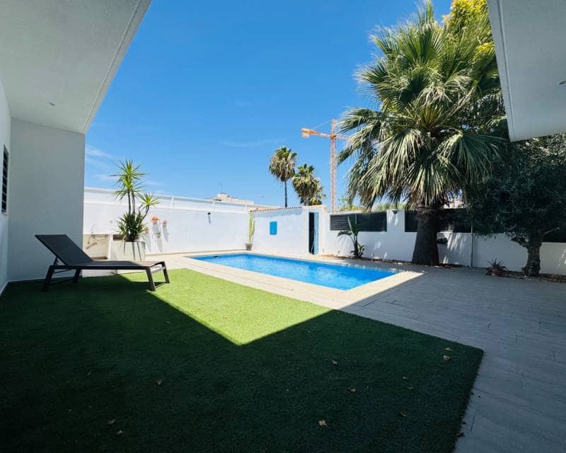 3 soveværelse Villa til salg i Lo Pagan med swimmingpool - € 550.000 (Ref: 10008039)