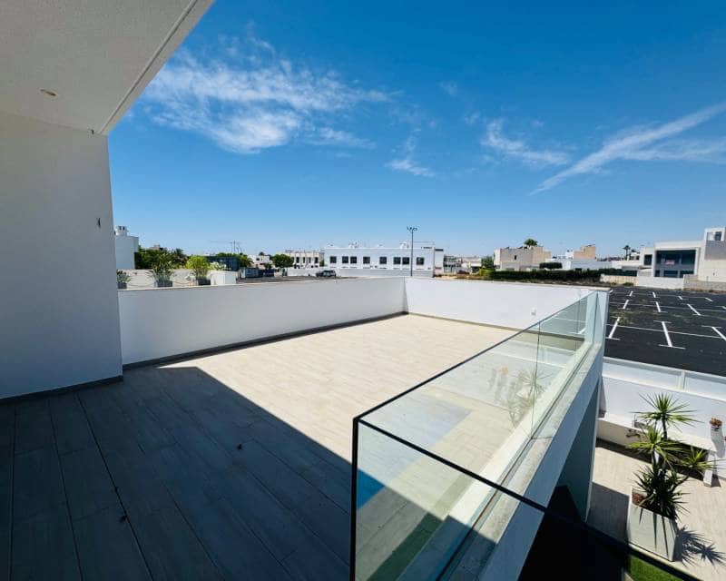 3 soveværelse Villa til salg i Lo Pagan med swimmingpool - € 550.000 (Ref: 10008039)