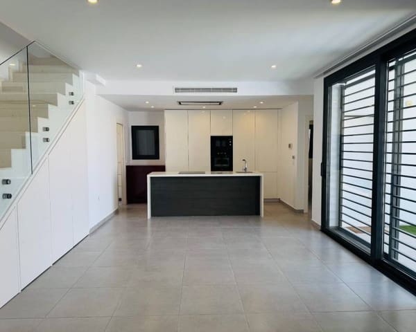 3 sypialnia Willa na sprzedaż w Lo Pagan, San Pedro del Pinatar z basenem - 550 000 € (Ref: 10008039)