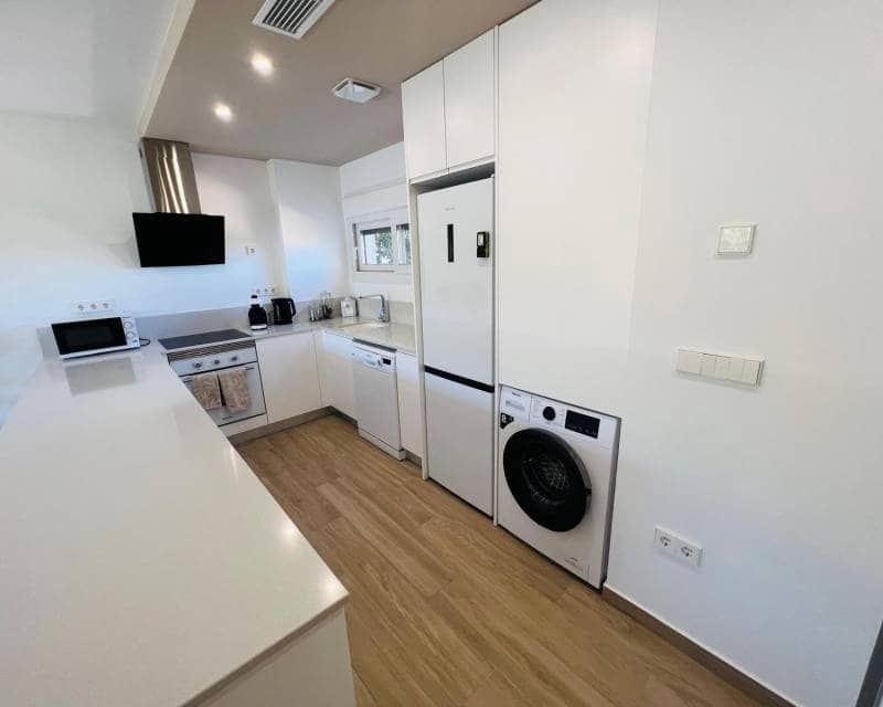 2 sypialnia Apartament na sprzedaż w Orihuela Costa z basenem garażem - 249 000 € (Ref: 10009500)