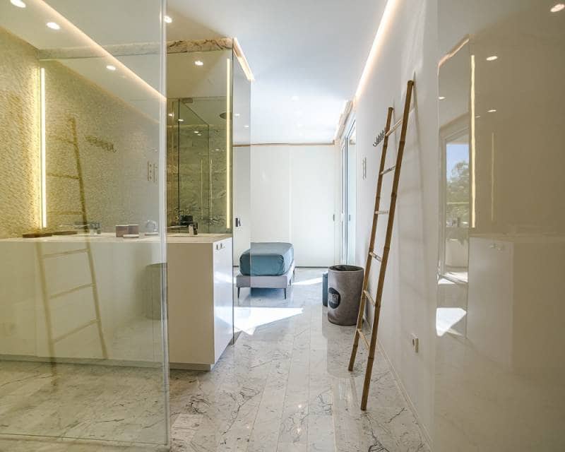 Casa de 3 habitaciones en Las Colinas Golf en venta con piscina - 895.000 € (Ref: 10009501)