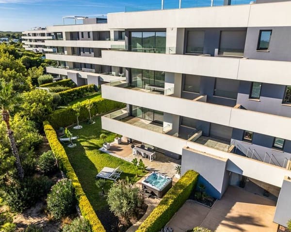 Casa de 3 habitaciones en Las Colinas Golf, Orihuela en venta con piscina - 895.000 € (Ref: 10009501)