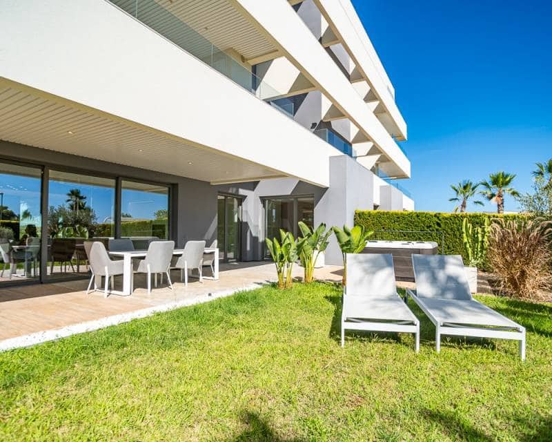 Casa de 3 habitaciones en Las Colinas Golf en venta con piscina - 895.000 € (Ref: 10009501)