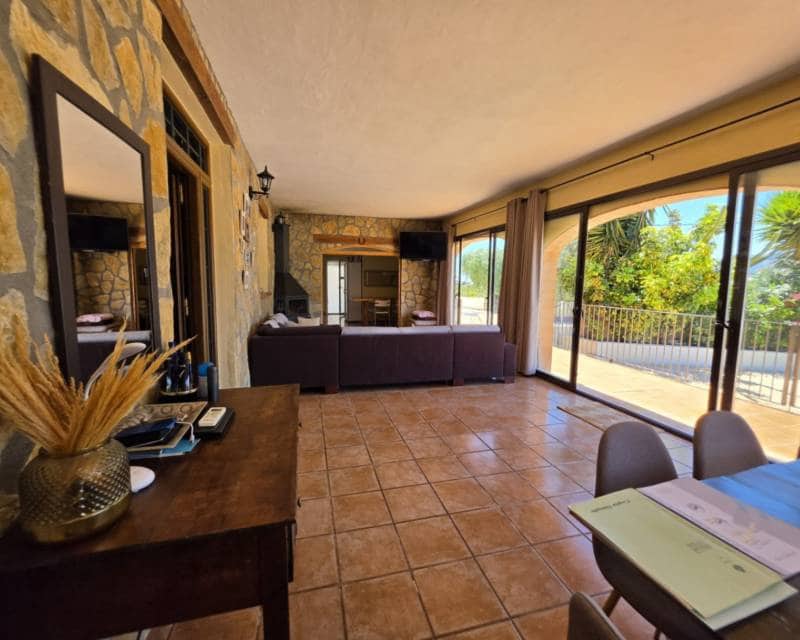 Finca/Casa Rural de 7 habitaciones en Benissa en venta con piscina - 970.000 € (Ref: 10009503)