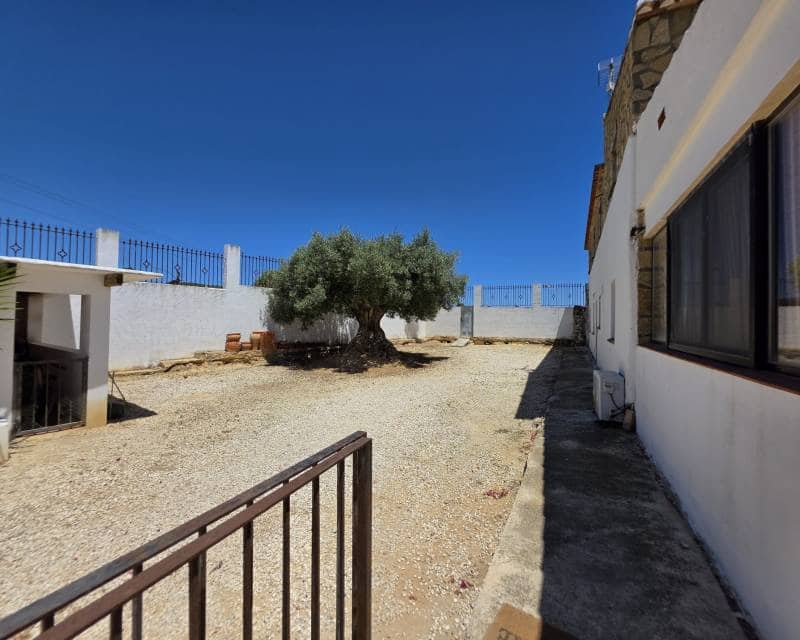 Finca/Casa Rural de 7 habitaciones en Benissa en venta con piscina - 970.000 € (Ref: 10009503)