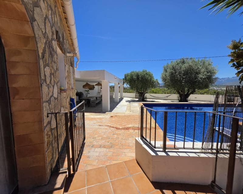 Finca/Casa Rural de 7 habitaciones en Benissa en venta con piscina - 970.000 € (Ref: 10009503)