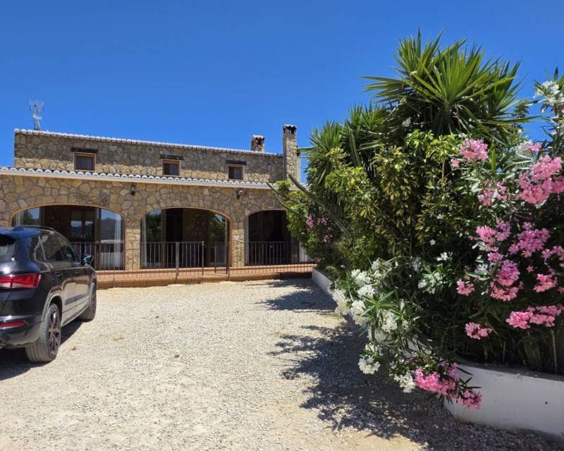 Finca/Casa Rural de 7 habitaciones en Benissa en venta con piscina - 970.000 € (Ref: 10009503)
