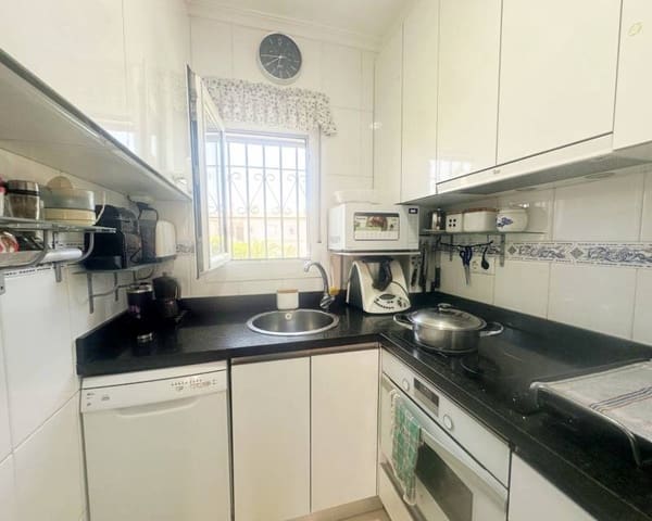 2 soverom Hus til salgs i Aguas Nuevas, Torrevieja med svømmebasseng - € 169 900 (Ref: 10009682)