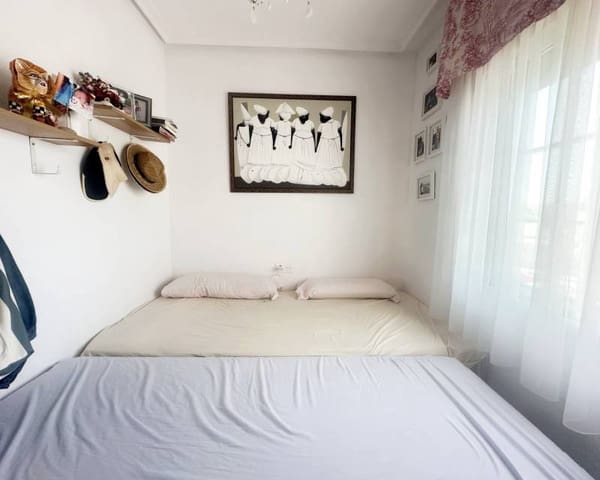 2 soverom Hus til salgs i Aguas Nuevas, Torrevieja med svømmebasseng - € 169 900 (Ref: 10009682)