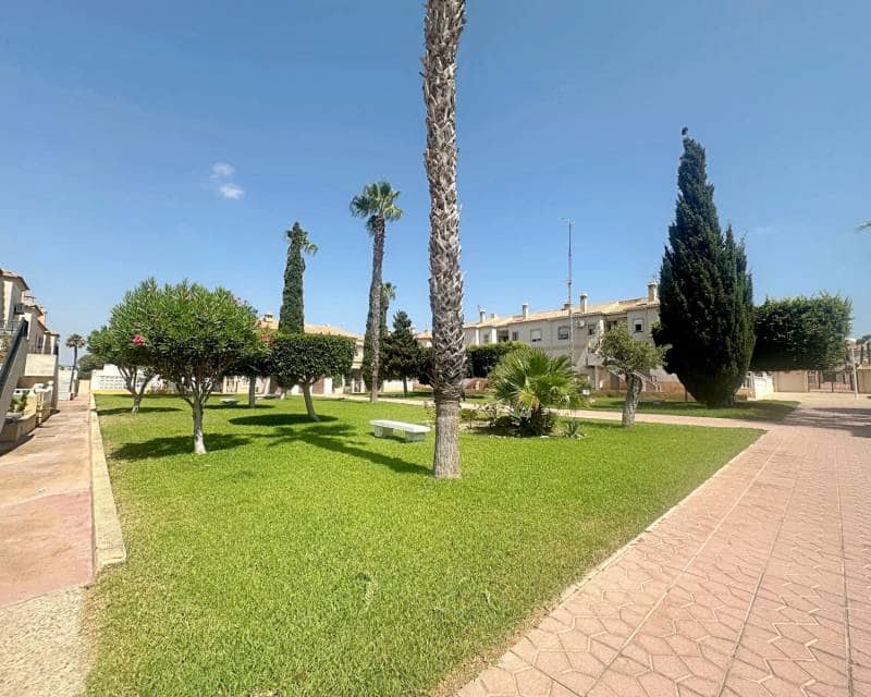 2 slaapkamer Huis te koop in Aguas Nuevas met zwembad - € 169.900 (Ref: 10009682)