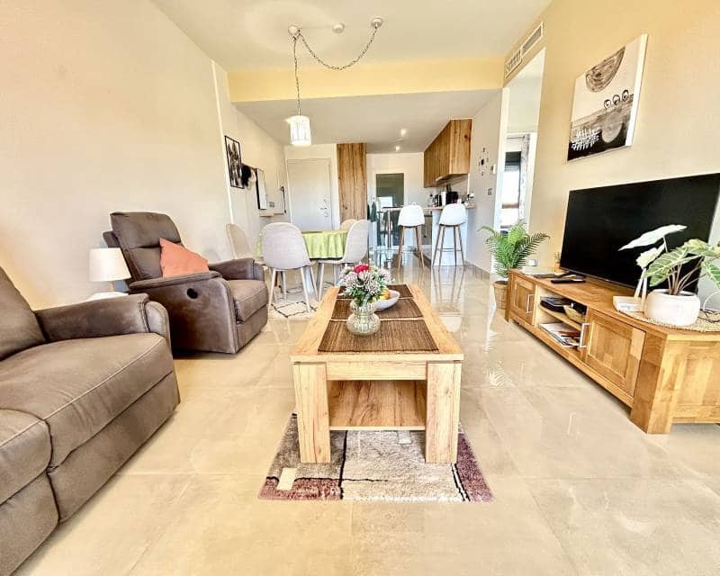 Apartamento de 2 habitaciones en Pilar de la Horadada en venta con piscina - 330.000 € (Ref: 10009683)