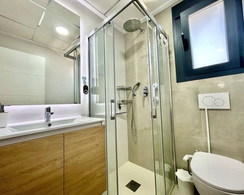 Apartamento de 2 habitaciones en Pilar de la Horadada en venta con piscina - 330.000 € (Ref: 10009683)