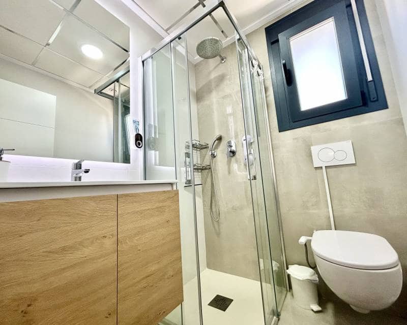 Apartamento de 2 habitaciones en Pilar de la Horadada en venta con piscina - 330.000 € (Ref: 10009683)
