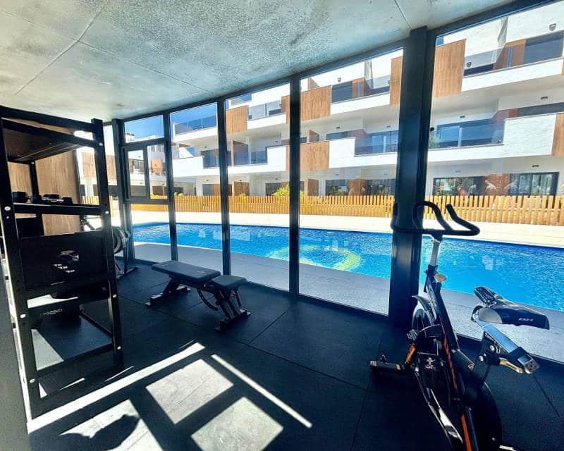 Apartamento de 2 habitaciones en Pilar de la Horadada en venta con piscina - 330.000 € (Ref: 10009683)