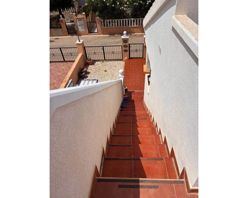 2 soverom Rekkehus til salgs i Orihuela Costa med svømmebasseng - € 249 995 (Ref: 10009684)