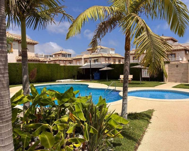 2 soverom Rekkehus til salgs i Orihuela Costa med svømmebasseng - € 249 995 (Ref: 10009684)