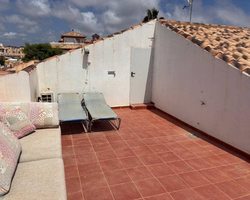 2 soverom Rekkehus til salgs i Orihuela Costa med svømmebasseng - € 249 995 (Ref: 10009684)