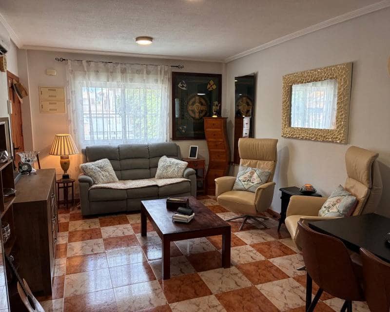 2 soverom Rekkehus til salgs i Orihuela Costa med svømmebasseng - € 249 995 (Ref: 10009684)