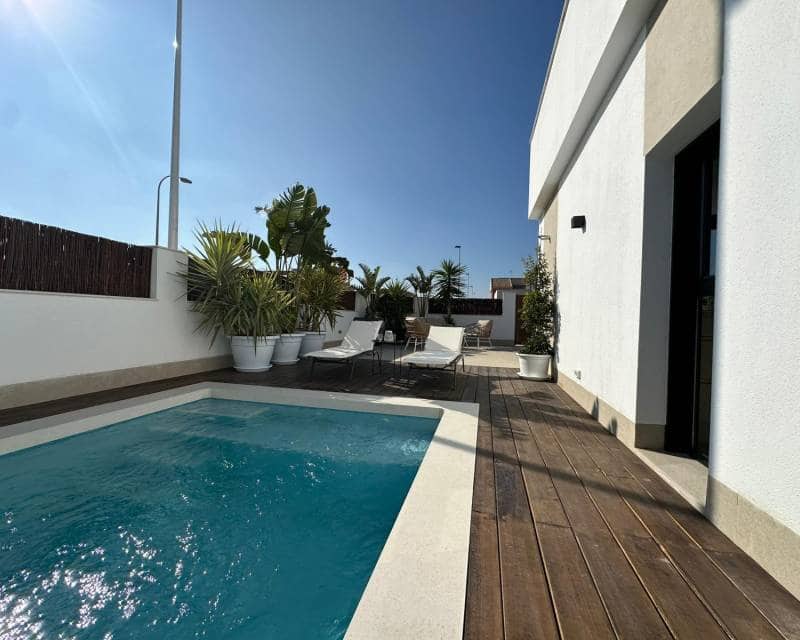 2 Zimmer Villa zu verkaufen in Santiago de la Ribera mit Pool - 444.500 € (Ref: 10009774)