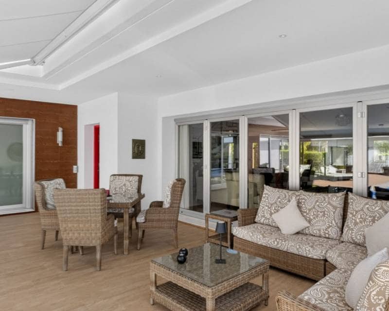 Chalet de 4 habitaciones en Pinar de Campoverde en venta con piscina - 1.475.000 € (Ref: 10009893)