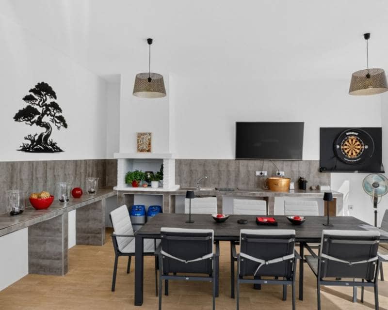 Chalet de 4 habitaciones en Pinar de Campoverde en venta con piscina - 1.475.000 € (Ref: 10009893)